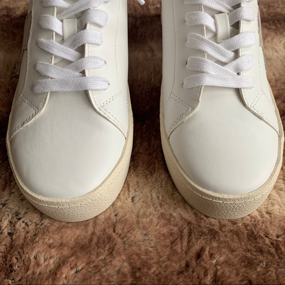 Madden Girl by Steve Madden Larrk Star Sneaker - Picture 5 of 13
